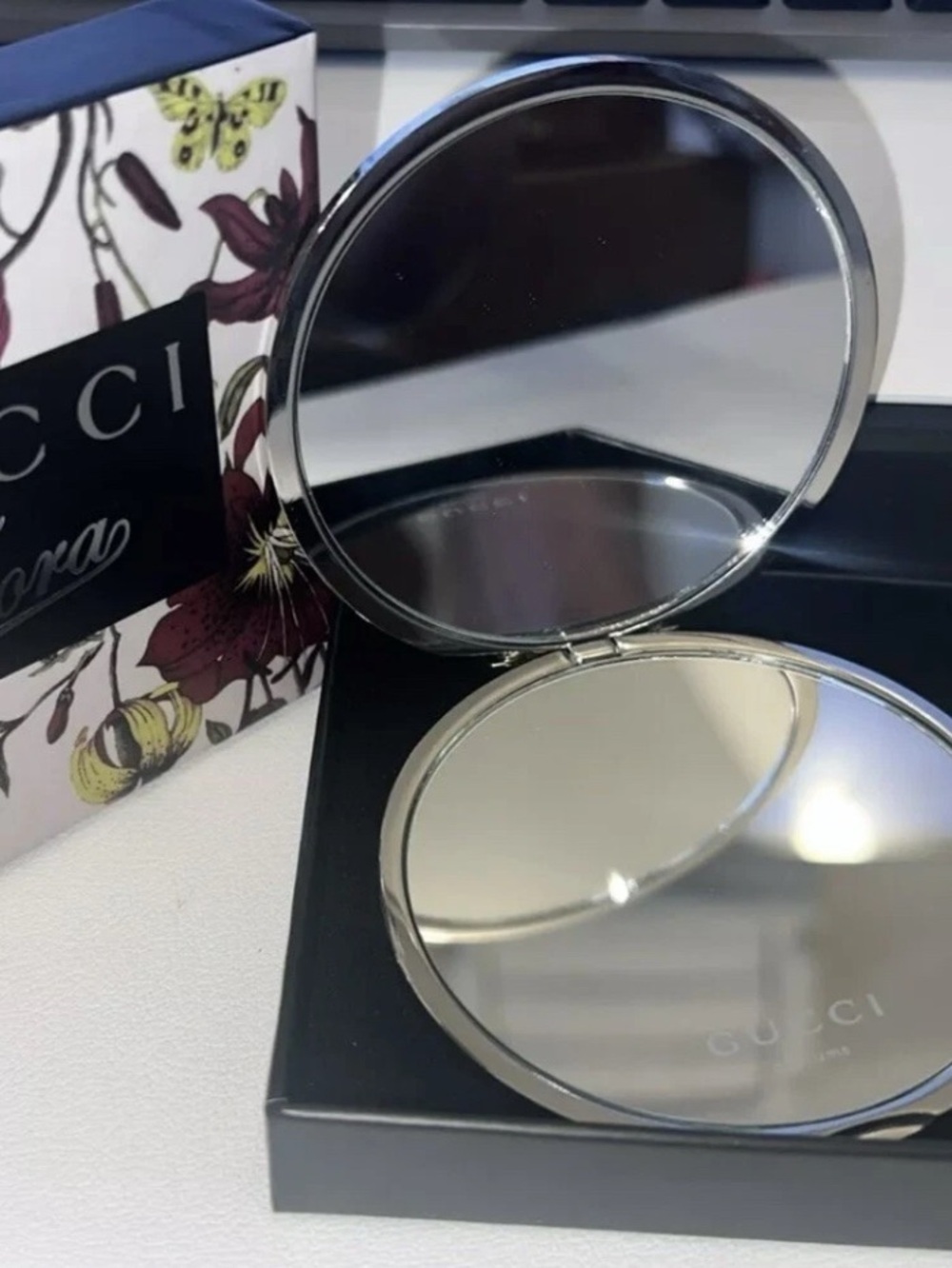Gucci Garden Flora Compact Two Sided Mirror - Picture 7 of 12